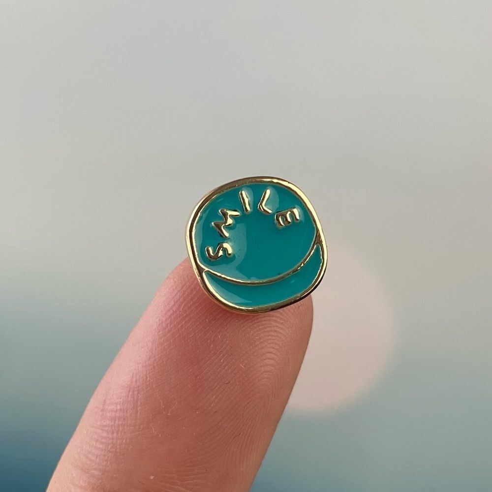 Smile Blue Pill Enamel Pin/ Brooch Lapel